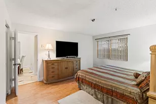 14681 N Beckley Square, Davie, FL 33325 - Photo 23