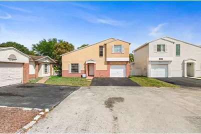 14681 N Beckley Square, Davie, FL 33325 - Photo 3