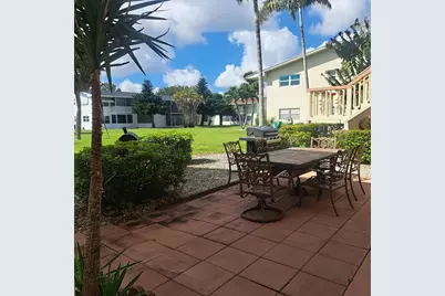 109 E Salisbury E, West Palm Beach, FL 33417 - Photo 11