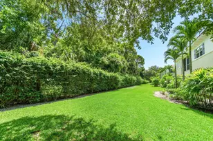 307 Chambord Terrace, Palm Beach Gardens, FL 33410 - Photo 23