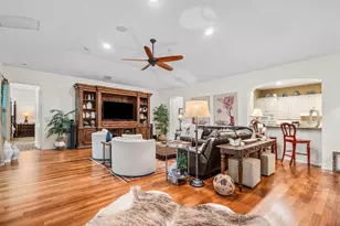 307 Chambord Terrace, Palm Beach Gardens, FL 33410 - Photo 5