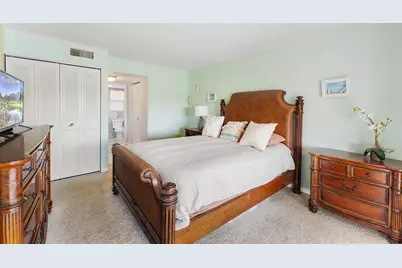3654 Via Poinciana #504, Lake Worth, FL 33467 - Photo 17