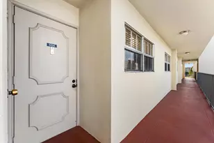 3654 Via Poinciana, Lake Worth, FL 33467 - Photo 25