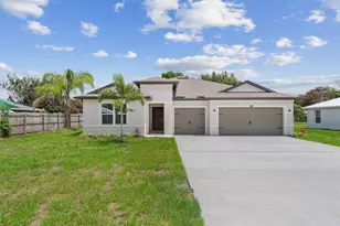 1611 SE Minorca Ave, Port Saint Lucie, FL 34952 - Photo 1