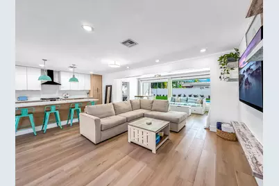 1098 W Camino Real, Boca Raton, FL 33486 - Photo 11