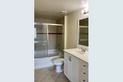 6530 Emerald Dunes Drive #304, West Palm Beach, FL 33411 - Photo 7