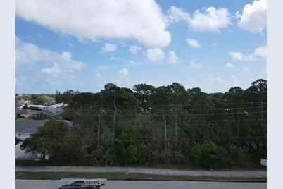 1751 SE Lennard Road NW, Port Saint Lucie, FL 34952 - Photo 3