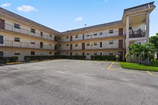 719 Lori Dr, Palm Springs, FL 33461 - Photo 23