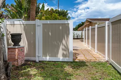 2611 NE 16th Street, Pompano Beach, FL 33062 - Photo 37
