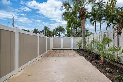 2611 NE 16th Street, Pompano Beach, FL 33062 - Photo 29