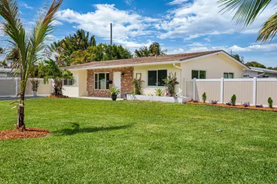 2611 NE 16th Street, Pompano Beach, FL 33062 - Photo 1