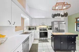 7259 Papaya Way, Tamarac, FL 33321 - Photo 5