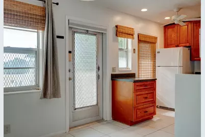 2111 NE 1st Court #203, Boynton Beach, FL 33435 - Photo 3