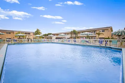 2111 NE 1st Court #203, Boynton Beach, FL 33435 - Photo 7