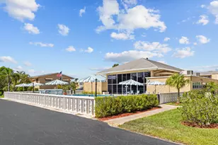 2111 NE 1st Ct, Boynton Beach, FL 33435 - Photo 21