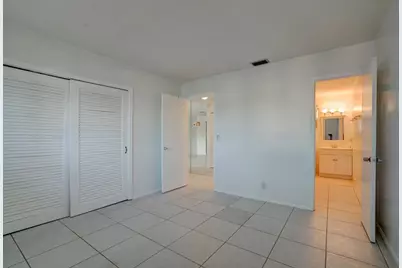 2111 NE 1st Court #203, Boynton Beach, FL 33435 - Photo 19
