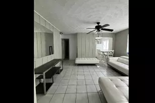 6420 Oak St, Hollywood, FL 33024 - Photo 1