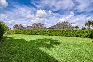 1385 Sterling Pine Pl, Loxahatchee, FL 33470 - Photo 5