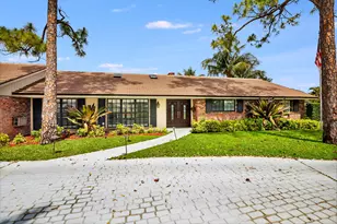 320 N Country Club Dr, Atlantis, FL 33462 - Photo 3