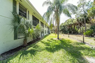 1701 Sabal Ridge Circle #G, Palm Beach Gardens, FL 33418 - Photo 5