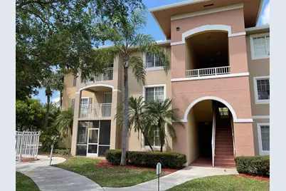 6418 Emerald Dunes  W/Garage #305, West Palm Beach, FL 33411 - Photo 1