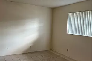 7925 S Colony Cir, Tamarac, FL 33321 - Photo 9