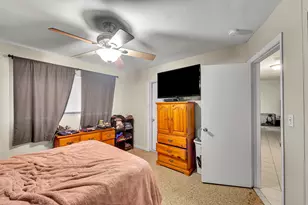 720 NE 23rd Pl, Pompano Beach, FL 33064 - Photo 21