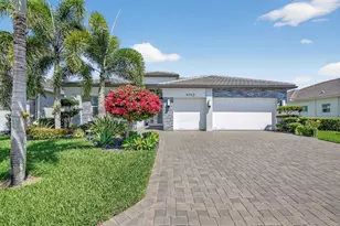 9193 Seahorse Bay Dr, Boynton Beach, FL 33473 - Photo 3