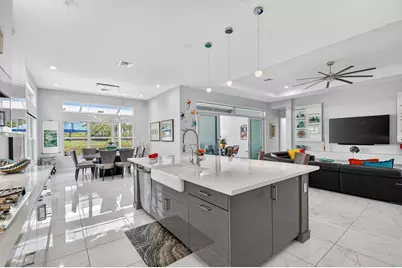 9193 Seahorse Bay Drive, Boynton Beach, FL 33473 - Photo 9