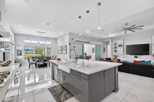 9193 Seahorse Bay Dr, Boynton Beach, FL 33473 - Photo 9