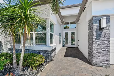 9193 Seahorse Bay Drive, Boynton Beach, FL 33473 - Photo 5