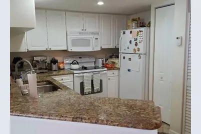 500 Crestwood Court N #517, Royal Palm Beach, FL 33411 - Photo 3