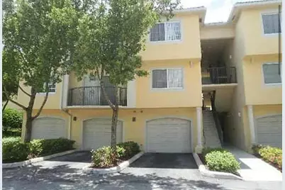 500 Crestwood Court N #517, Royal Palm Beach, FL 33411 - Photo 1