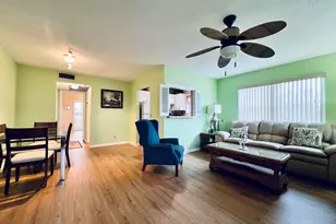 40 Dorchester B, West Palm Beach, FL 33417 - Photo 1