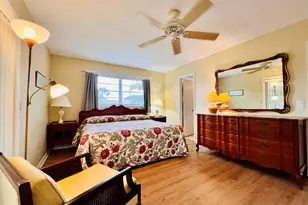 40 Dorchester B, West Palm Beach, FL 33417 - Photo 7