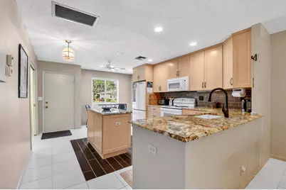 13752 VÃ­a Flora #, D, Delray Beach, FL 33484 - Photo 5