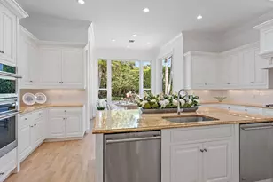 677 Village Rd, North Palm Beach, FL 33408 - Photo 9