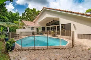 2302 NW 66th Dr, Boca Raton, FL 33496 - Photo 47