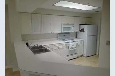 2729 Anzio Court #102, Palm Beach Gardens, FL 33410 - Photo 7