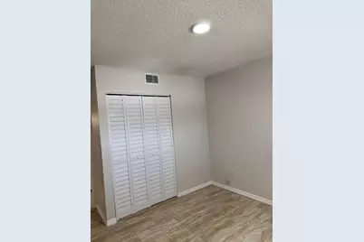 3610 N 56th Avenue #205, Hollywood, FL 33021 - Photo 9