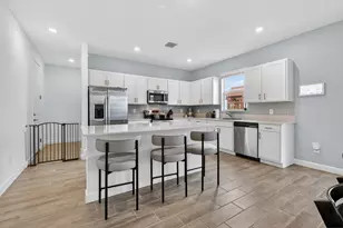 12273 SW Roma Cir, Port Saint Lucie, FL 34987 - Photo 11