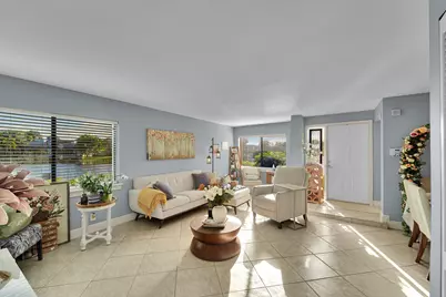 261 Wimbledon Lake Drive, Plantation, FL 33324 - Photo 3