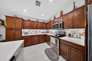 184 Mediterranean Blvd N, Port Saint Lucie, FL 34952 - Photo 9