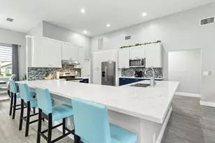 102 SW 120th Ln, Coral Springs, FL 33071 - Photo 11