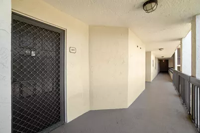 950 Lavers Circle #F307, Delray Beach, FL 33444 - Photo 3