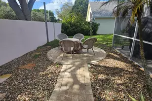 2053 Normandy Cir, West Palm Beach, FL 33409 - Photo 19