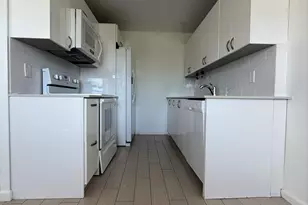 4085 Cornwall E, Boca Raton, FL 33434 - Photo 5