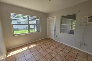 1111 N 21st St, Fort Pierce, FL 34950 - Photo 5