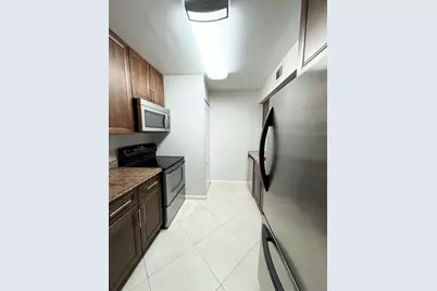 8886 SW 3rd Street #203, Pembroke Pines, FL 33025 - Photo 5