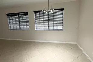 8886 SW 3rd St, Pembroke Pines, FL 33025 - Photo 3